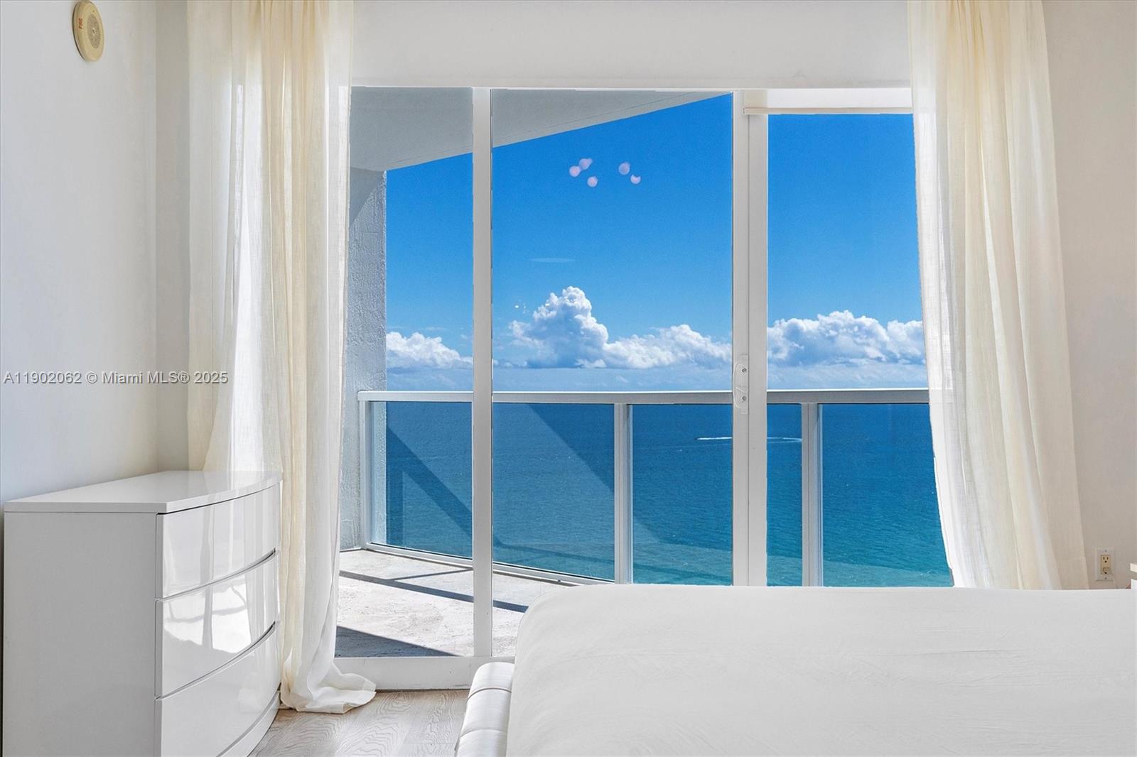 16699 Collins Ave #2301, Sunny Isles Beach FL 33160