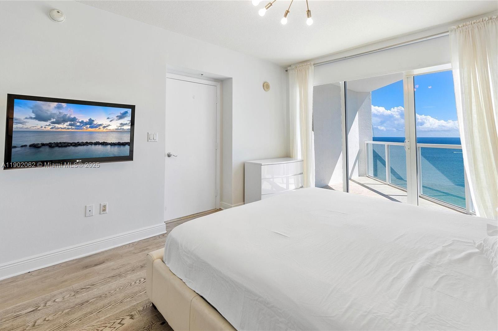 16699 Collins Ave #2301, Sunny Isles Beach FL 33160