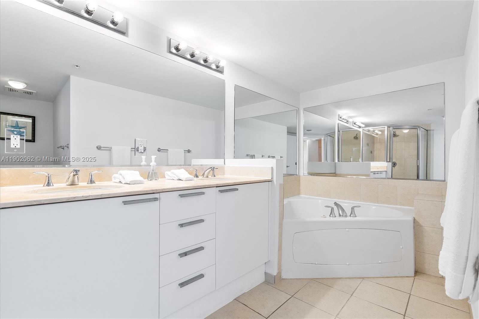 16699 Collins Ave #2301, Sunny Isles Beach FL 33160