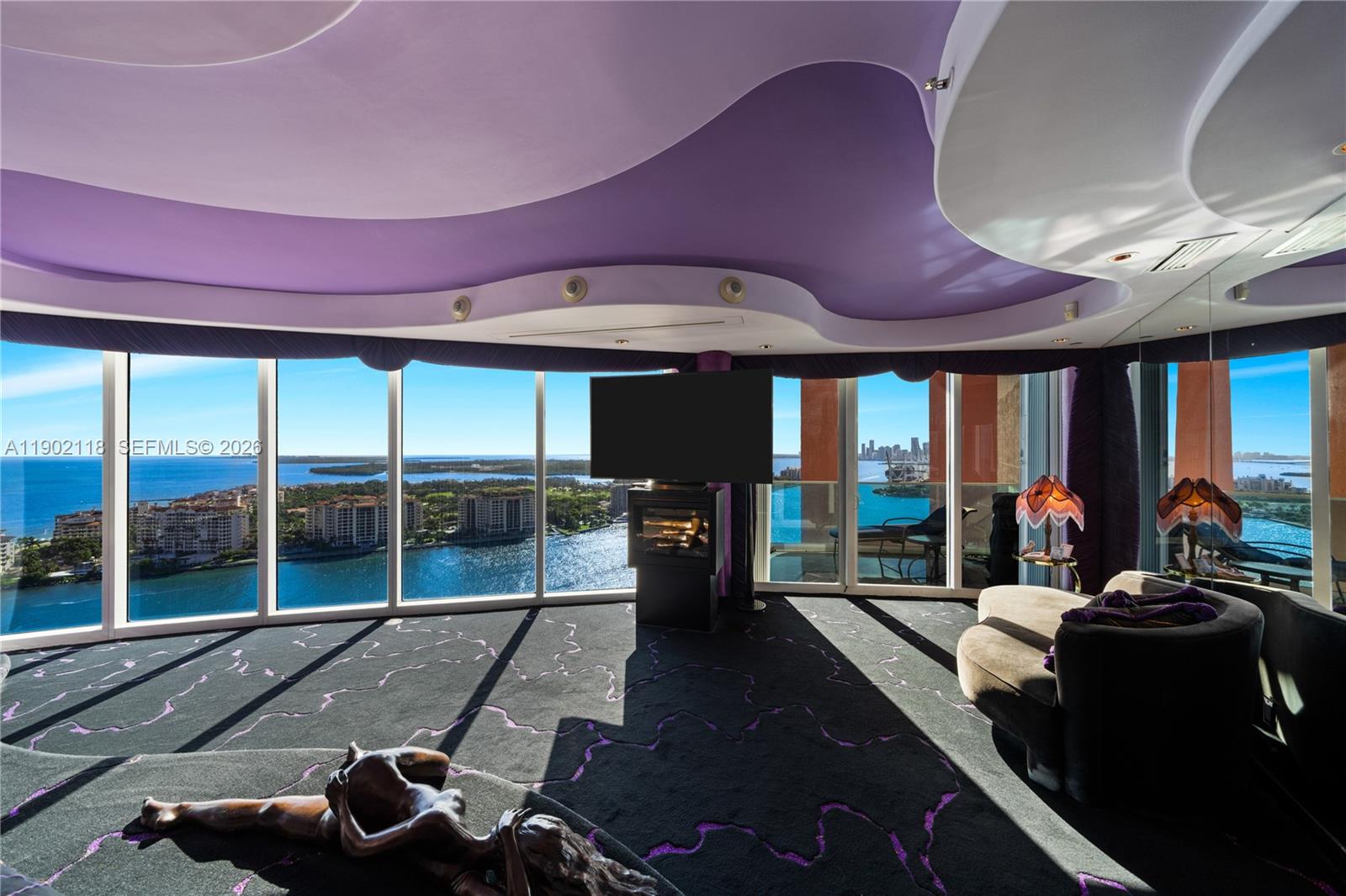 300 S Pointe Dr #TH 3103, Miami Beach FL 33139