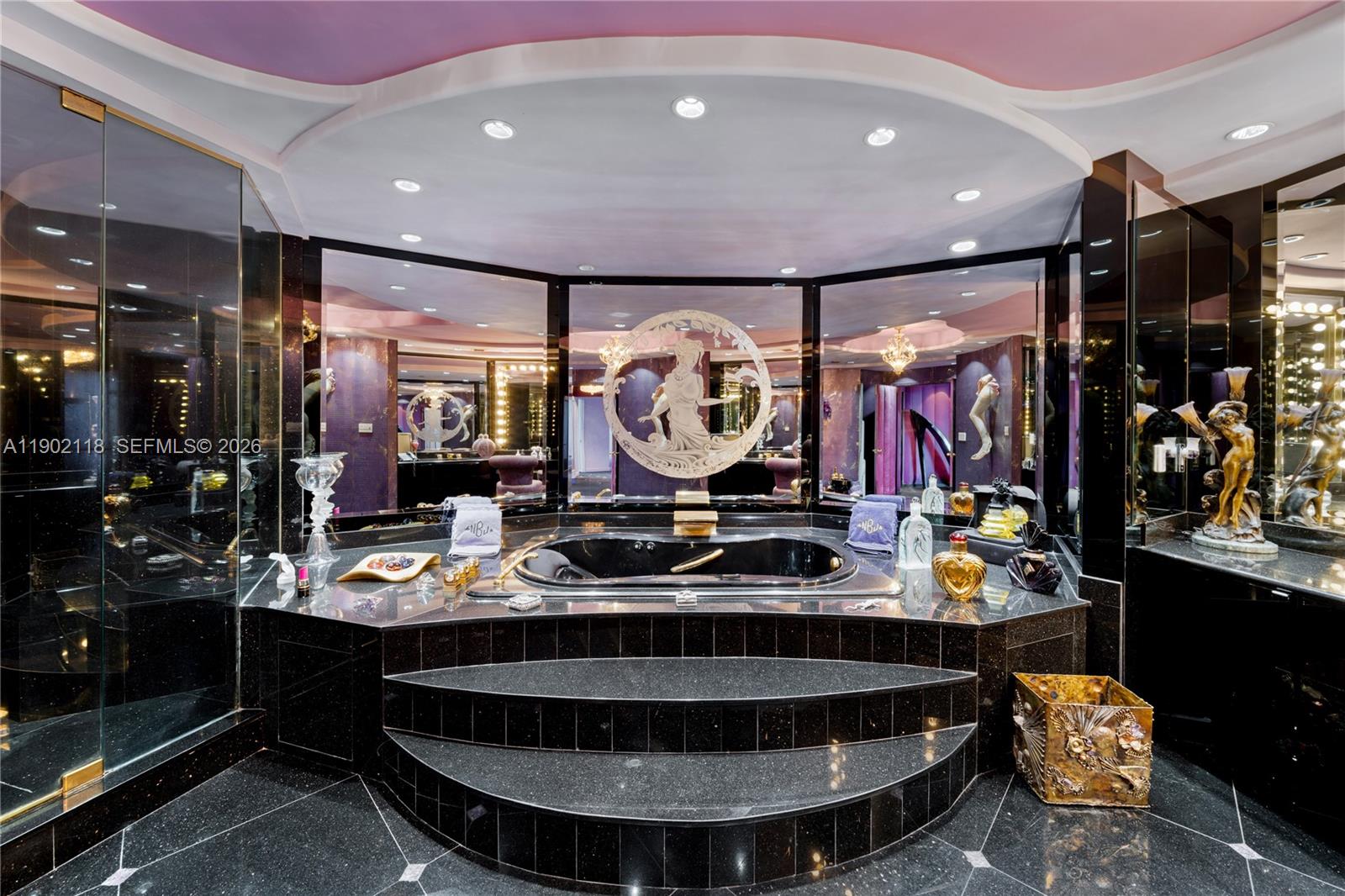 300 S Pointe Dr #TH 3103, Miami Beach FL 33139