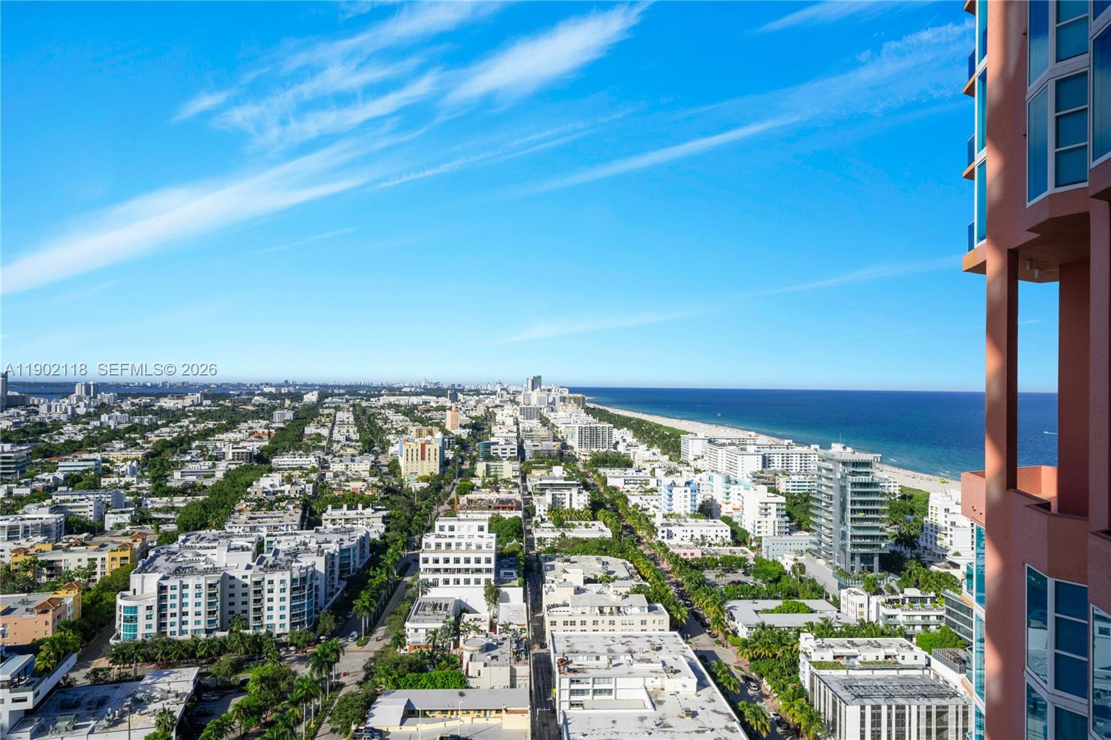 300 S Pointe Dr #TH 3103, Miami Beach FL 33139
