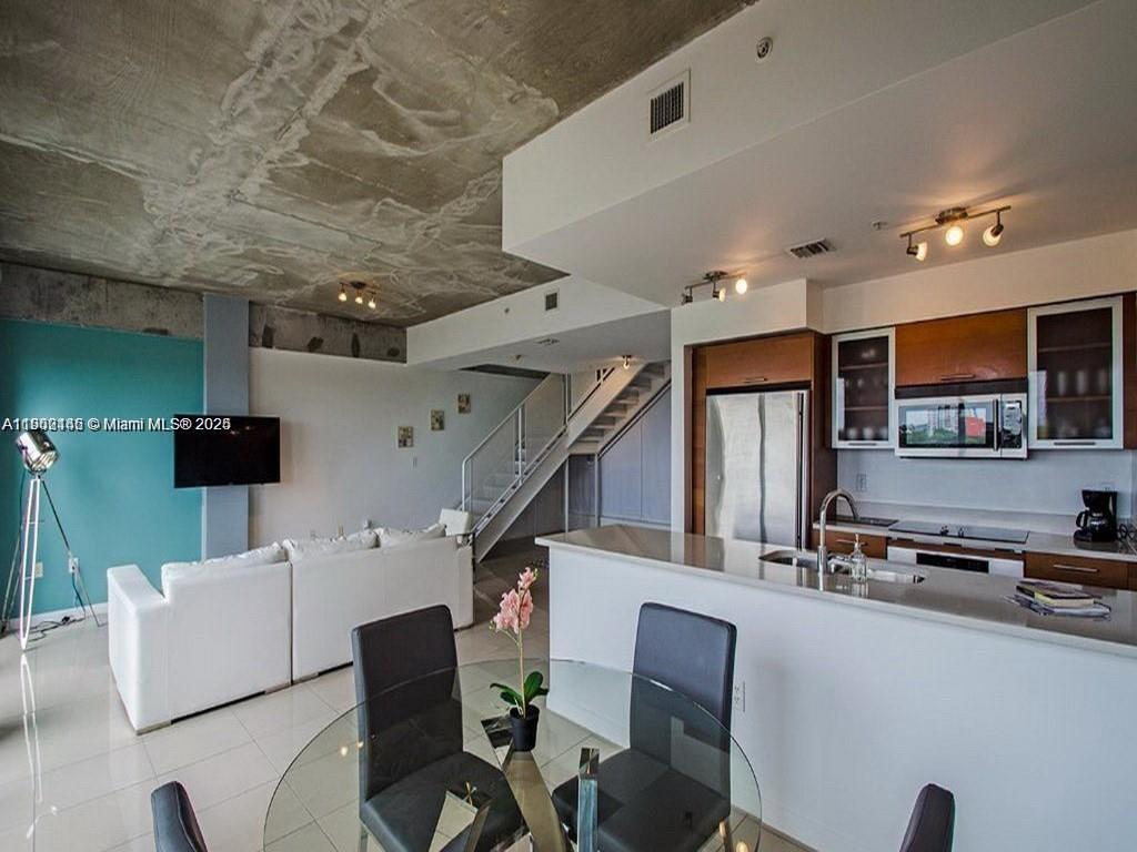 3250 NE 1st Ave #541, Miami FL 33137