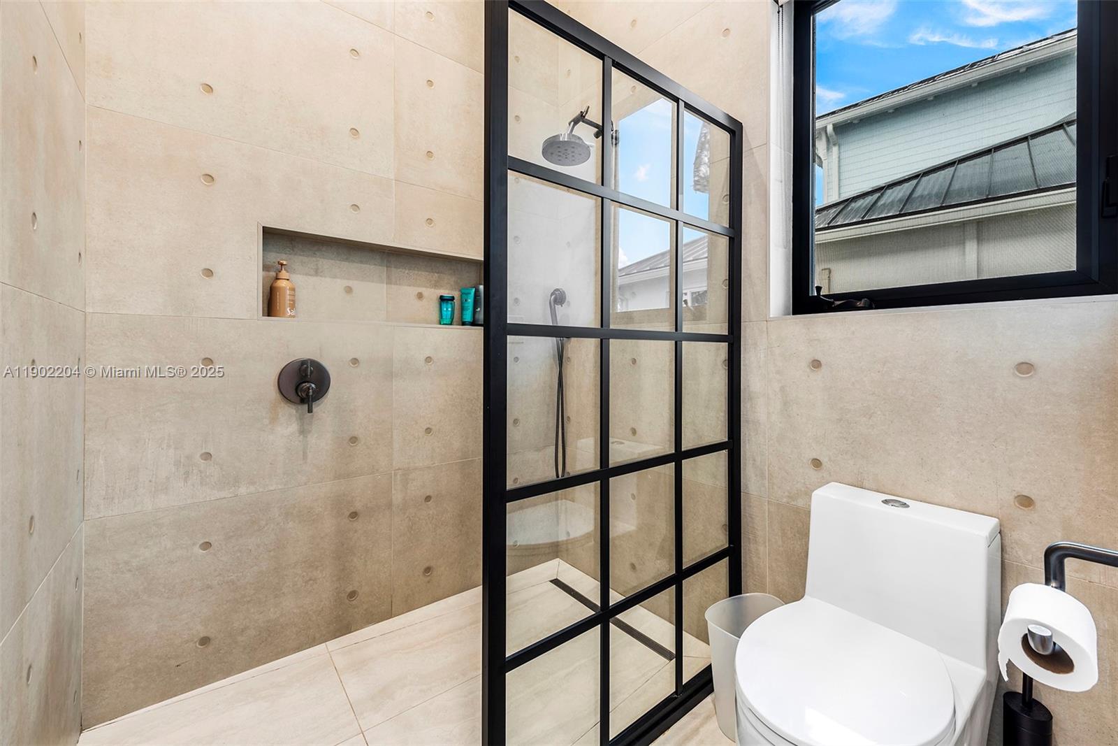 3701 NE 26th Ave #1, Lighthouse Point FL 33064
