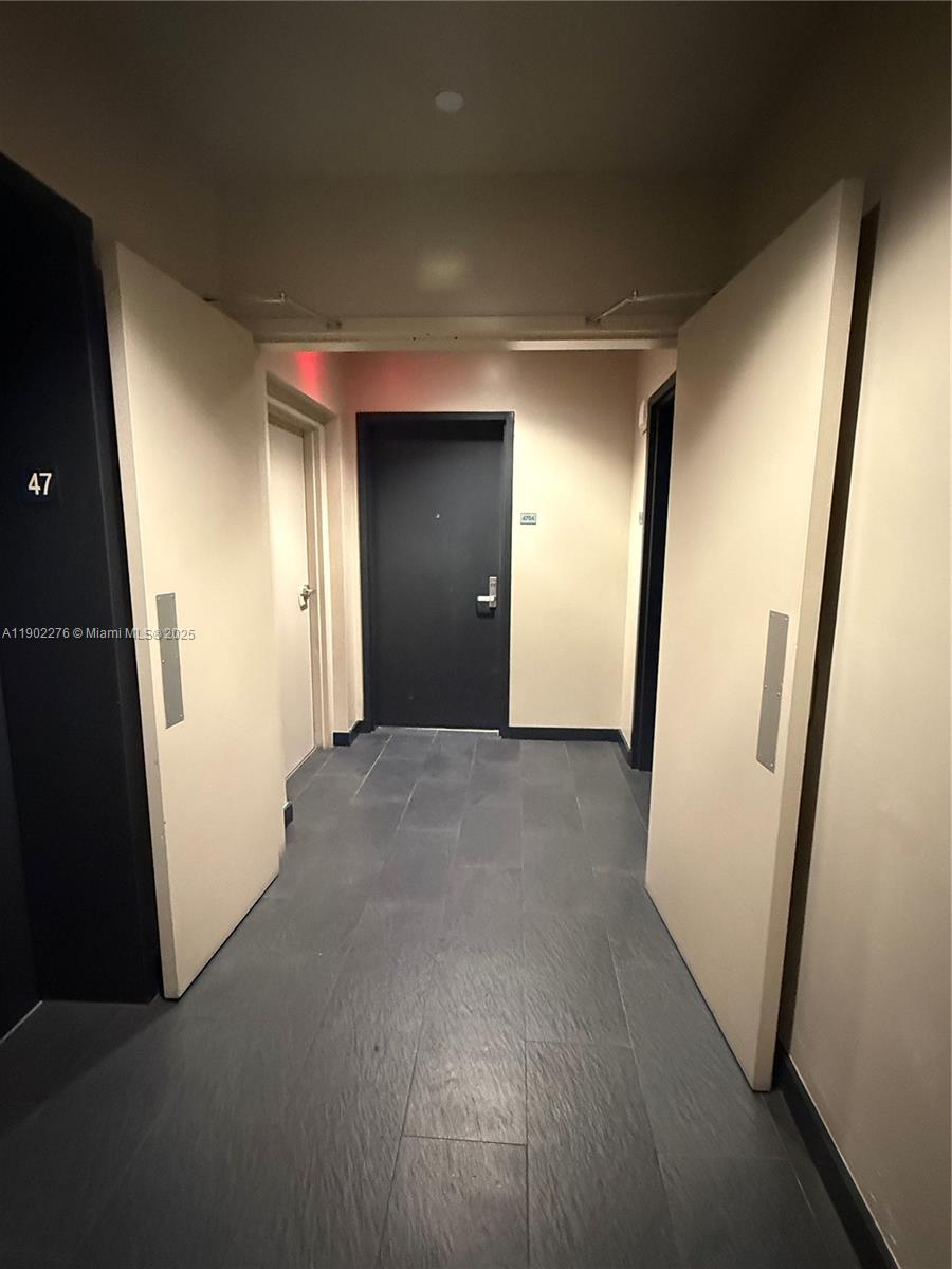 888 Biscayne Blvd #4704, Miami FL 33132