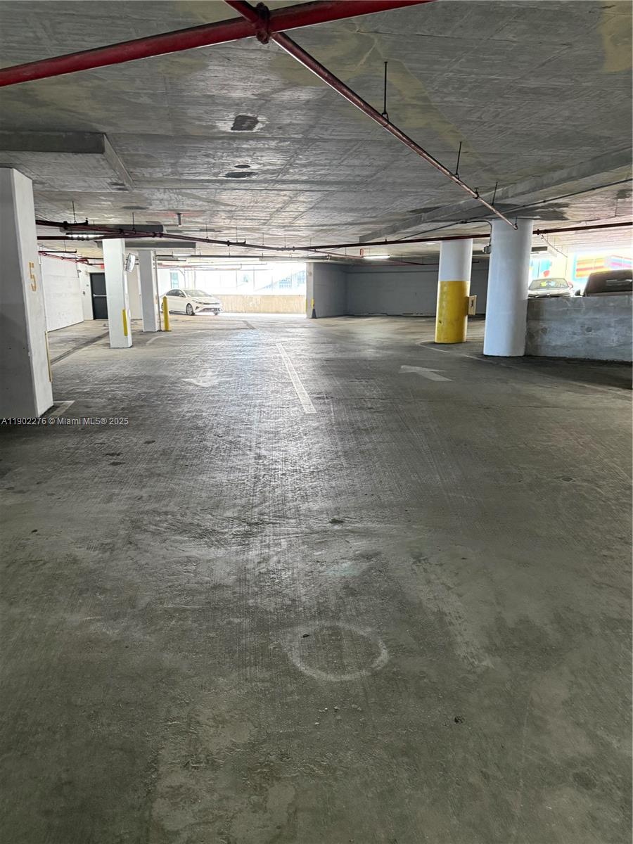 888 Biscayne Blvd #4704, Miami FL 33132