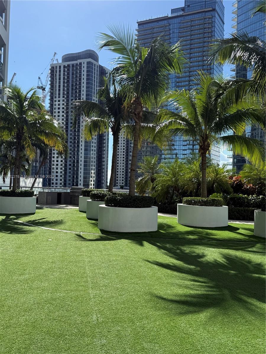 888 Biscayne Blvd #4704, Miami FL 33132