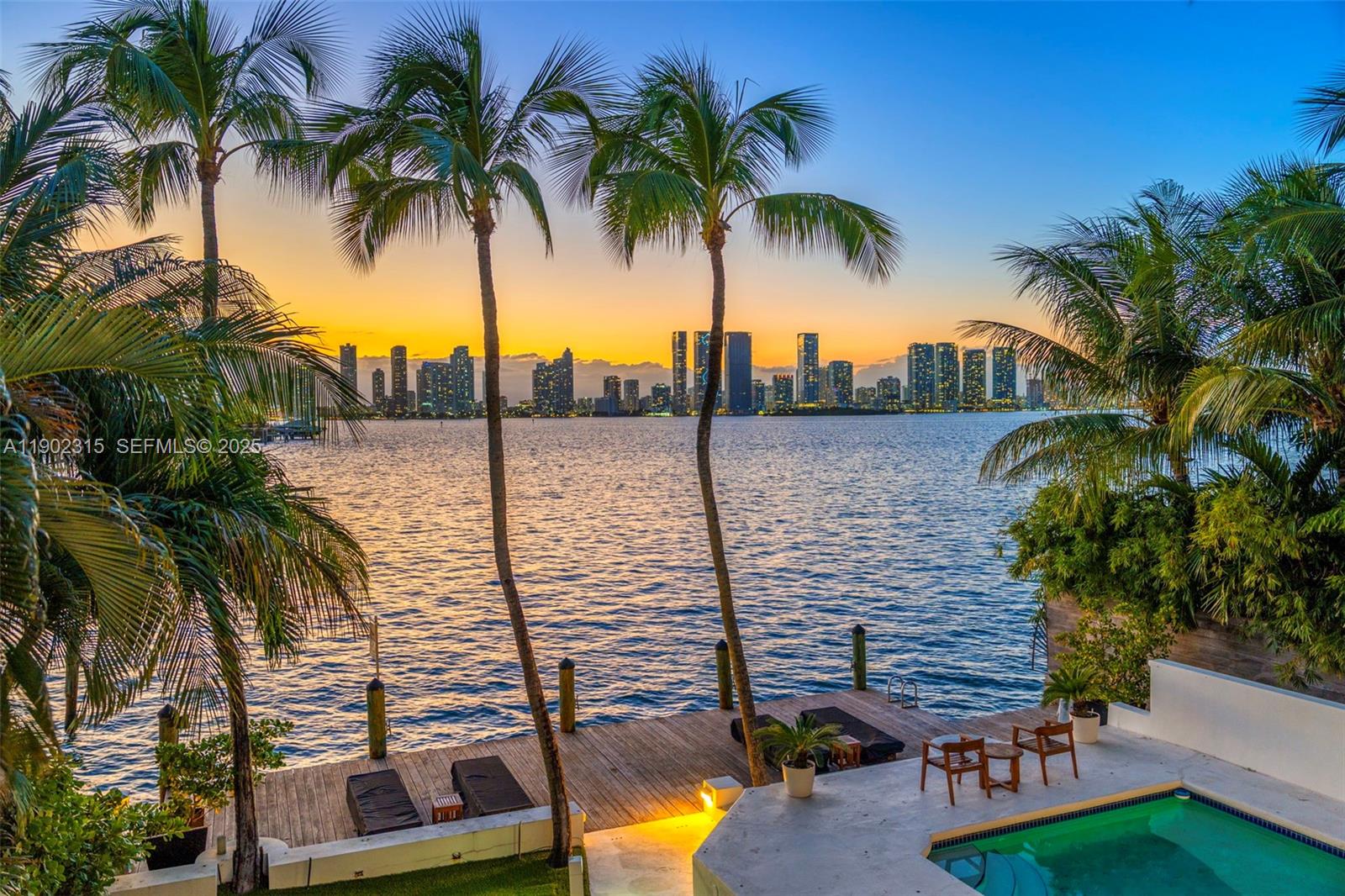 302 W San Marino Dr, Miami Beach FL 33139