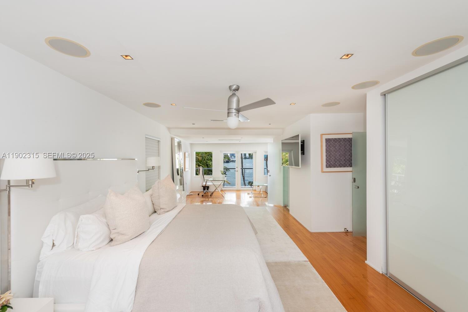 302 W San Marino Dr, Miami Beach FL 33139