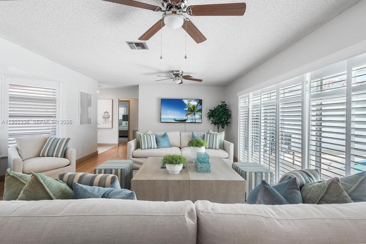 1500 NW 45th St, Pompano Beach FL 33064