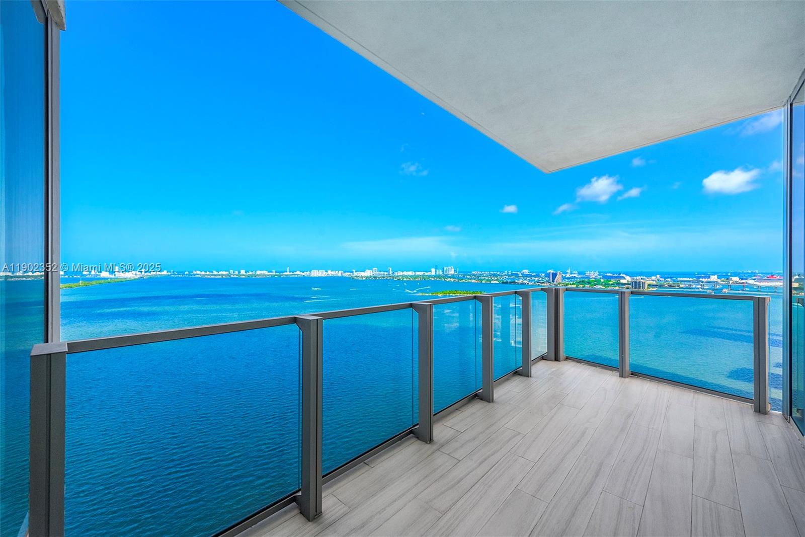 2900 NE 7th Ave #2807, Miami FL 33137