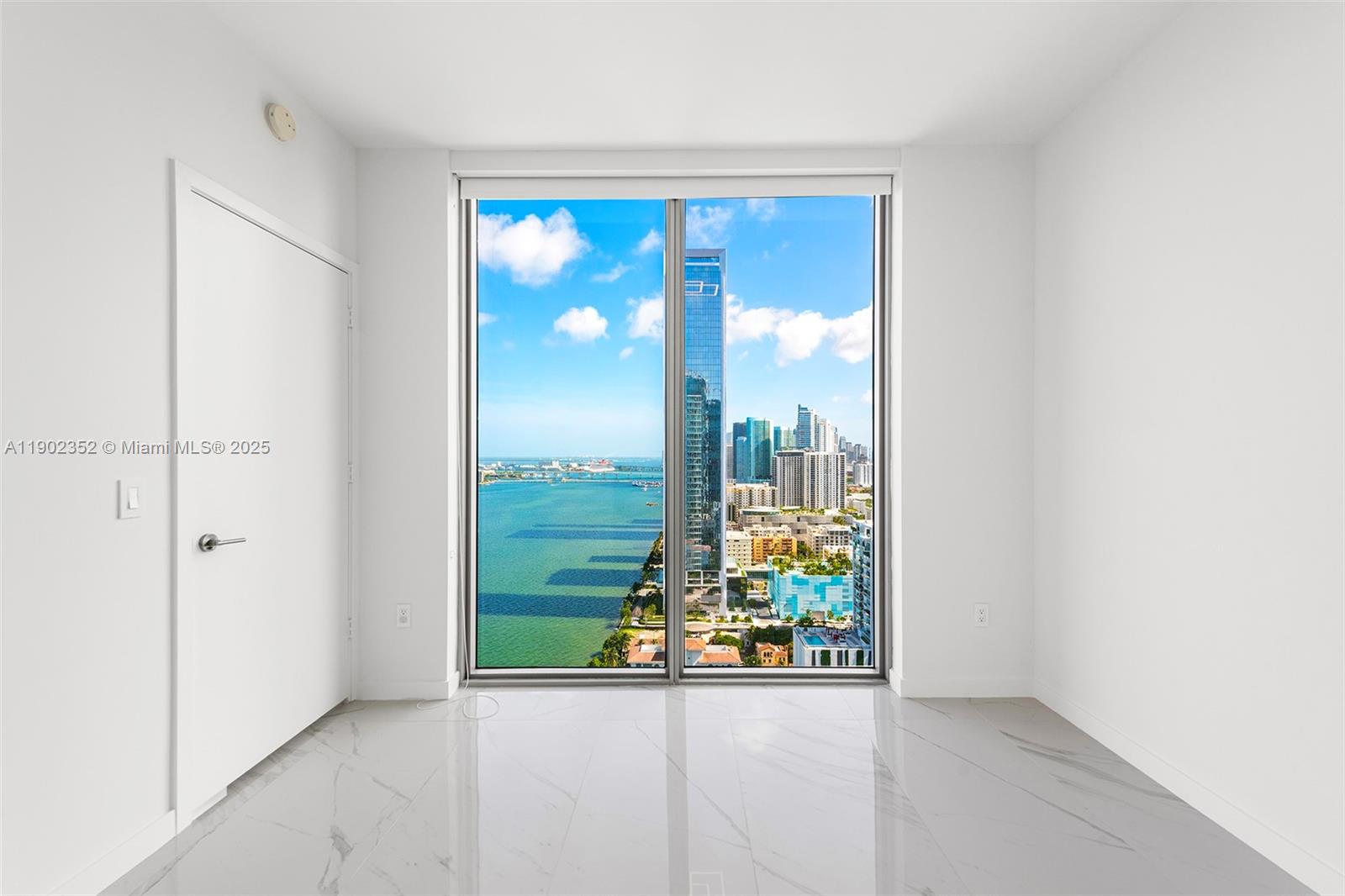 2900 NE 7th Ave #2807, Miami FL 33137