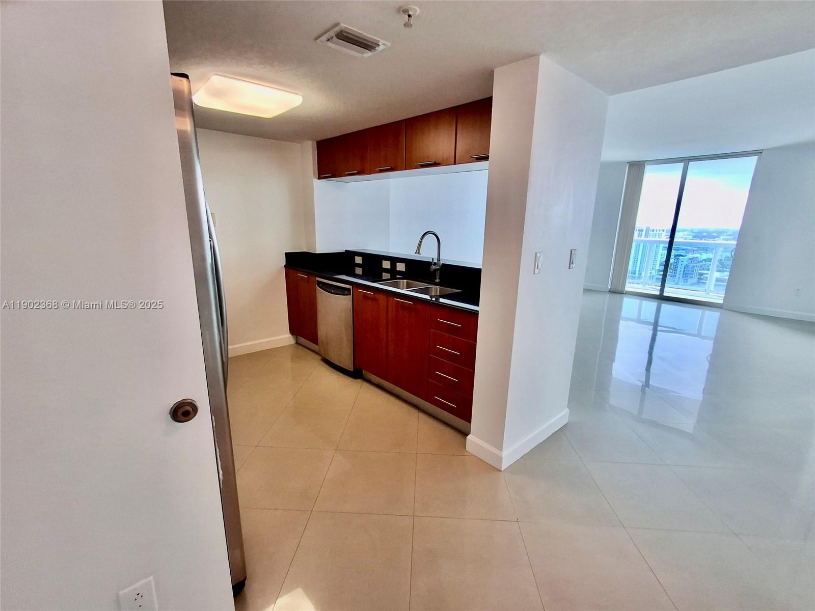 1800 N Bayshore Dr #3908, Miami FL 33132