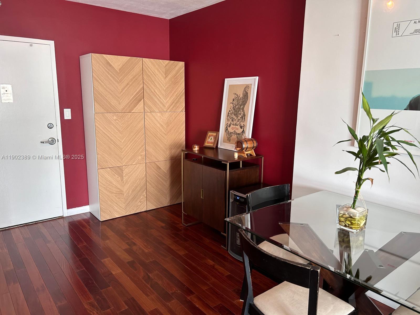 1000 West Ave #1126, Miami Beach FL 33139