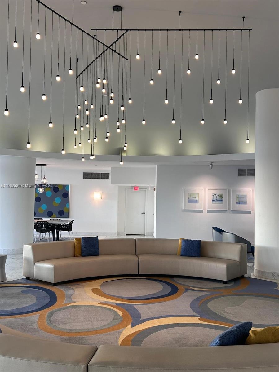 1000 West Ave #1126, Miami Beach FL 33139