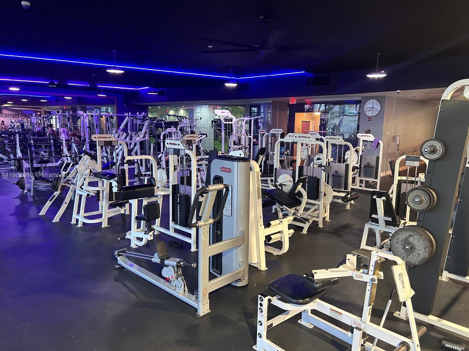 1000 West Ave #1126, Miami Beach FL 33139