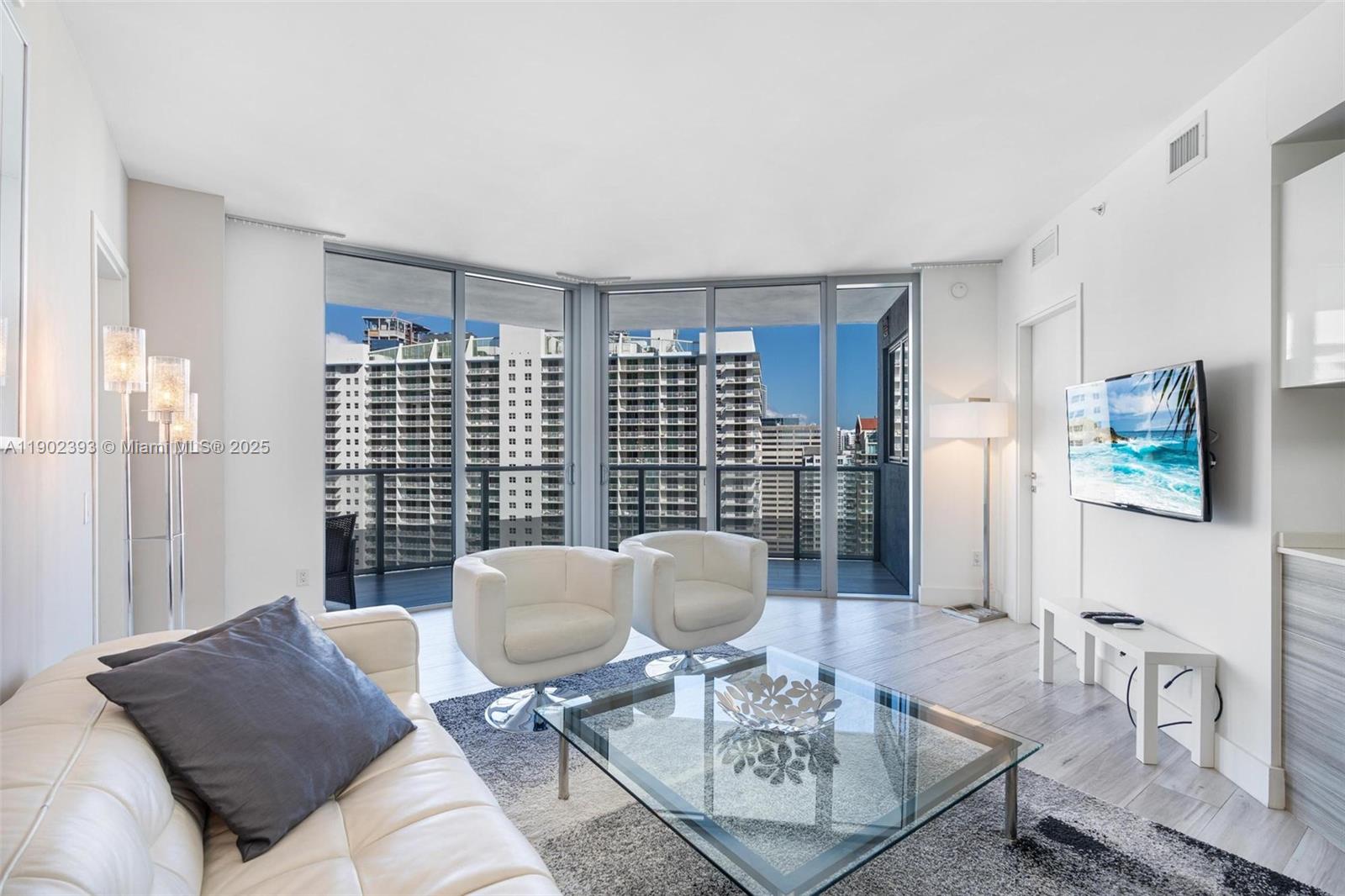 1300 Brickell Bay Dr #3307, Miami FL 33131