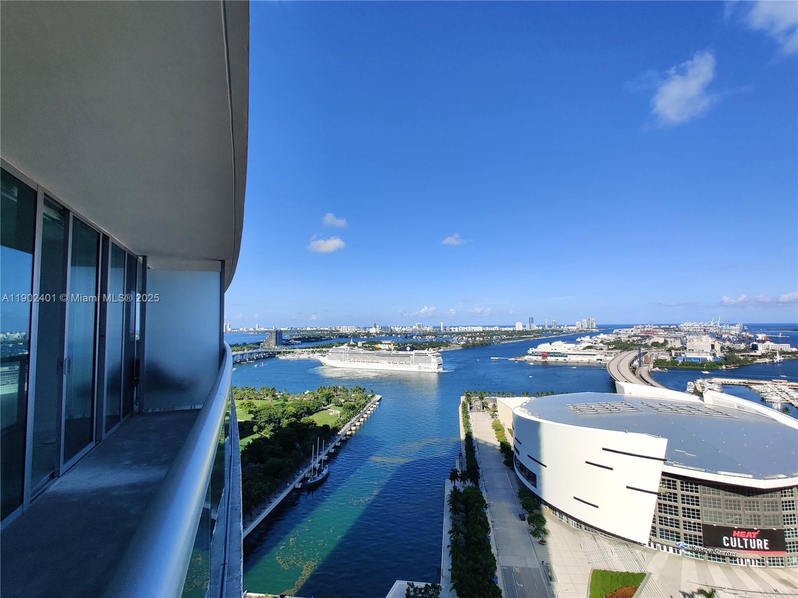 888 Biscayne Blvd #2903, Miami FL 33132