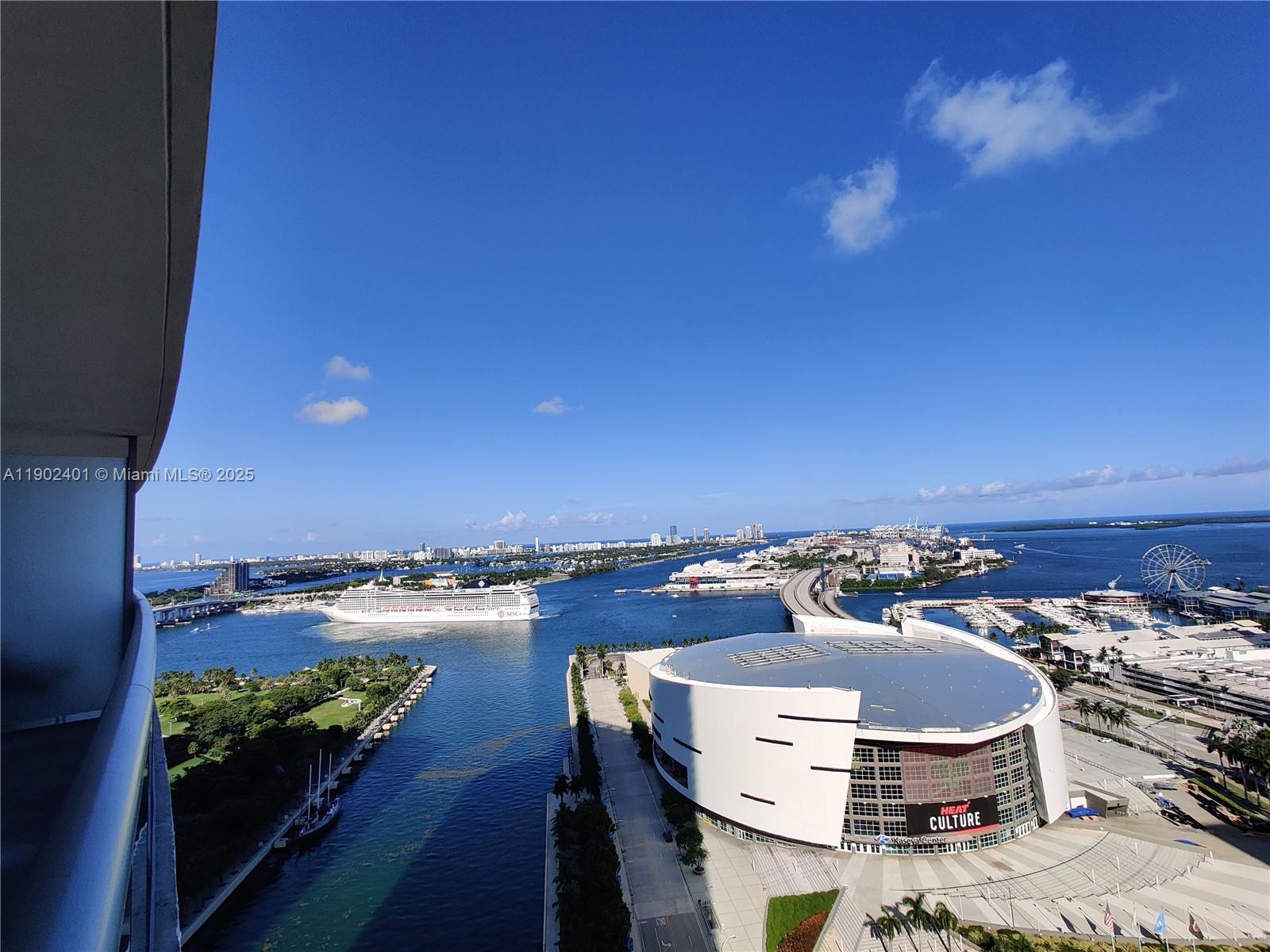 888 Biscayne Blvd #2903, Miami FL 33132