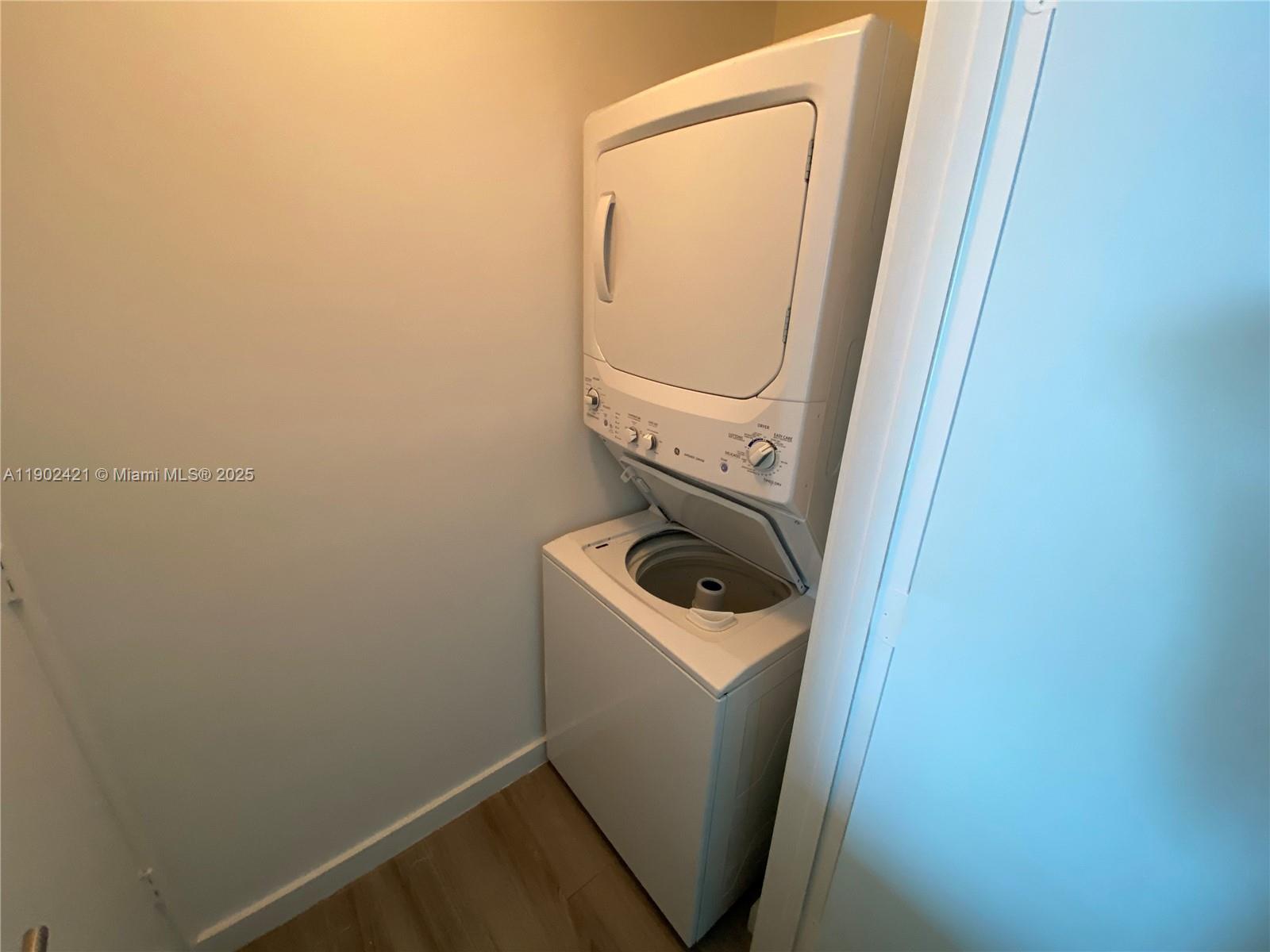 1100 S Miami Ave #3408, Miami FL 33130