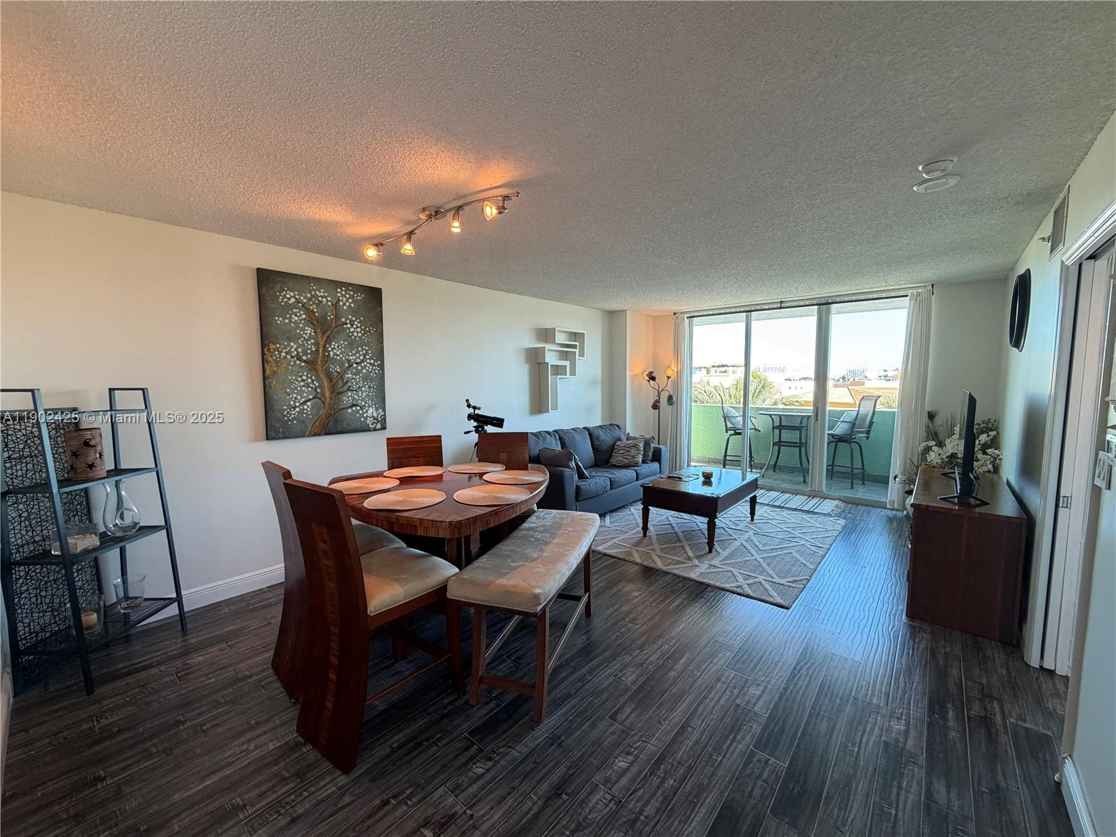 90 Alton Rd #605, Miami Beach FL 33139