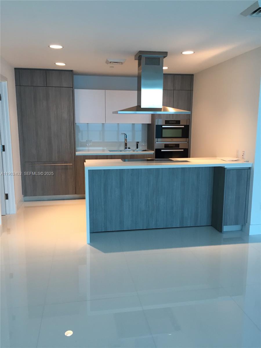 350 Ocean Dr #704N, Key Biscayne FL 33149