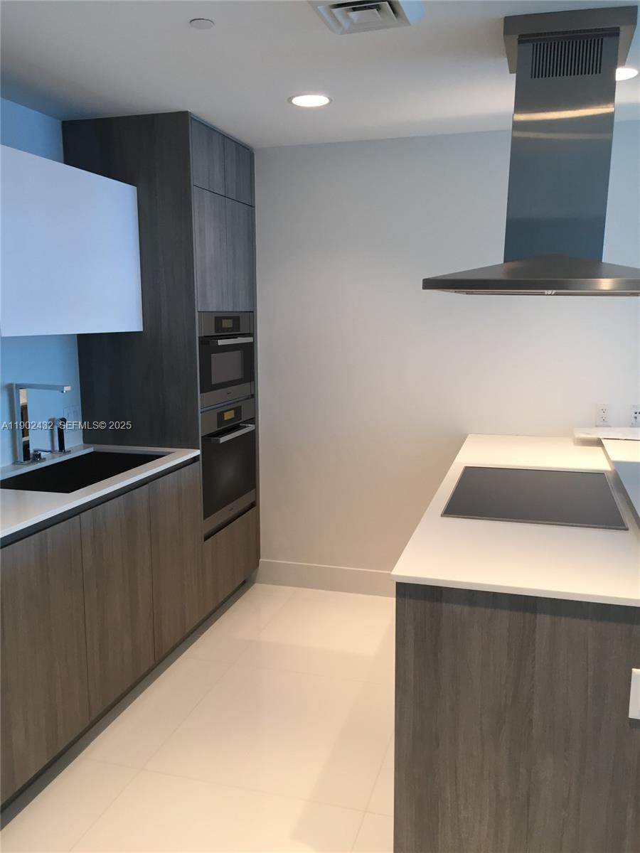 350 Ocean Dr #704N, Key Biscayne FL 33149