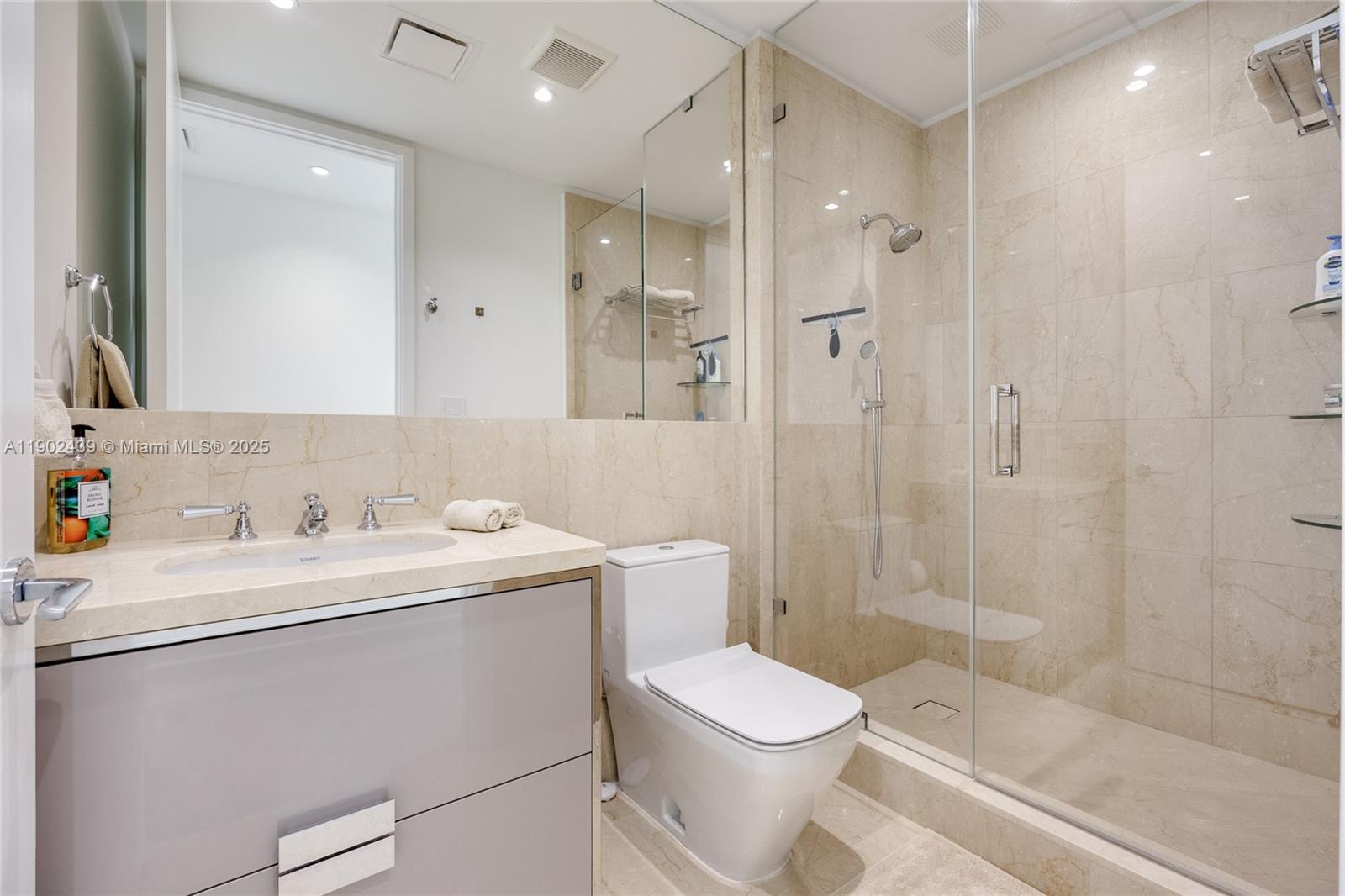 15701 Collins Ave #1402, Sunny Isles Beach FL 33160