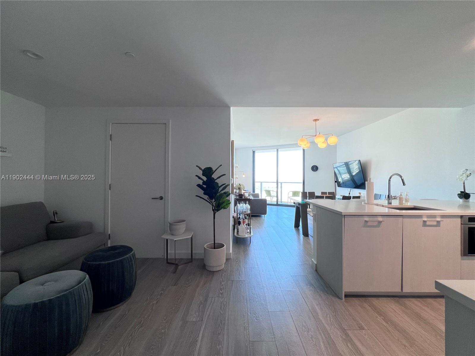 501 NE 31st St #2810, Miami FL 33137