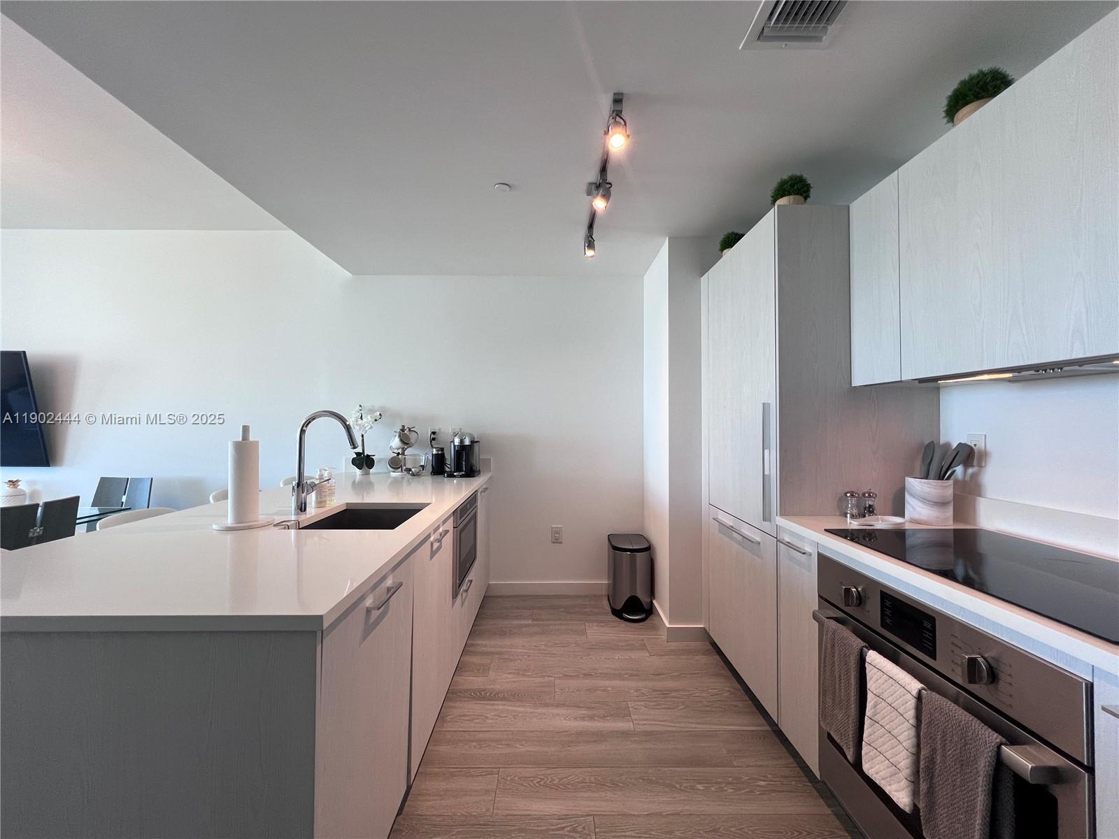 501 NE 31st St #2810, Miami FL 33137
