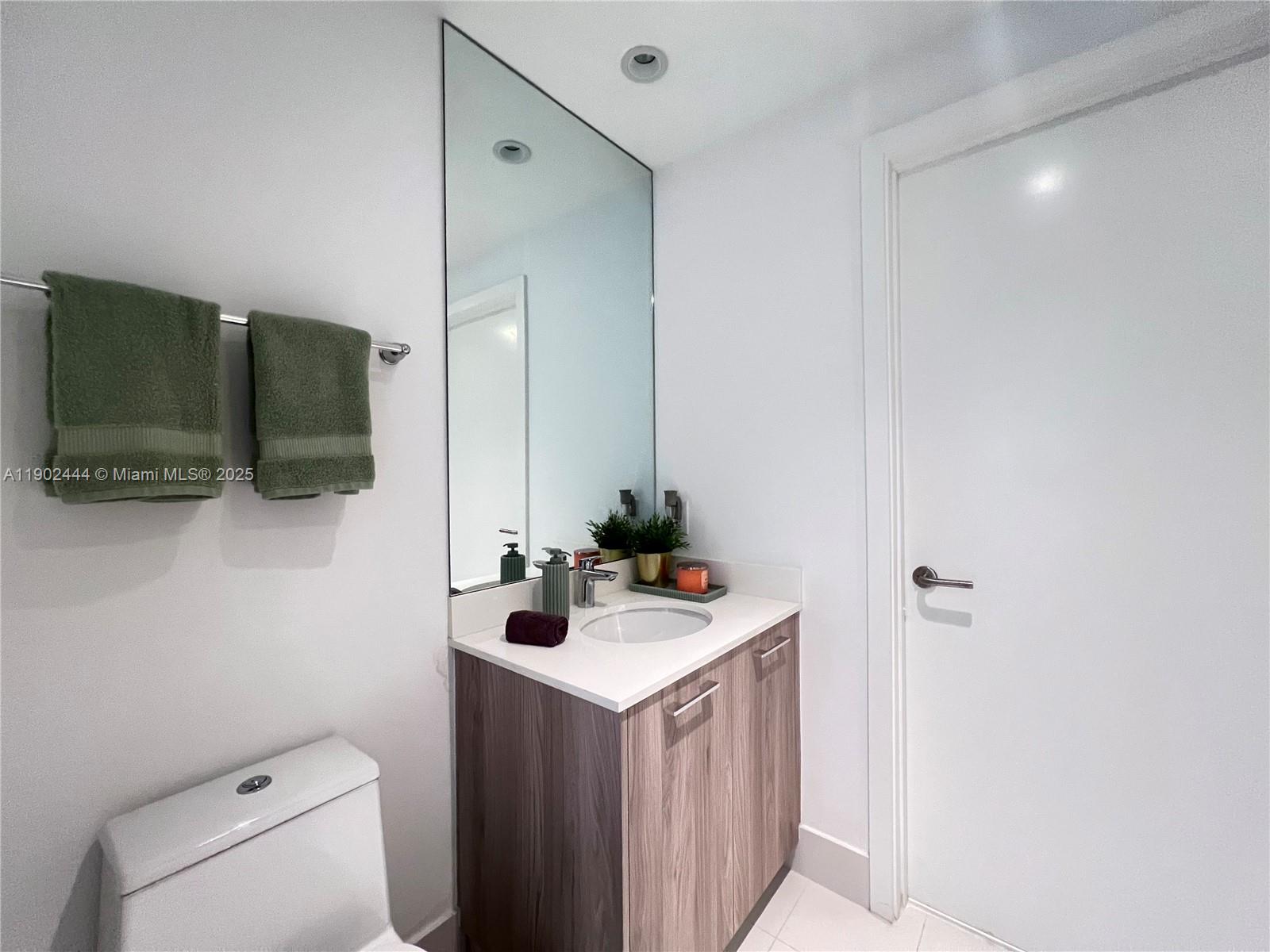 501 NE 31st St #2810, Miami FL 33137