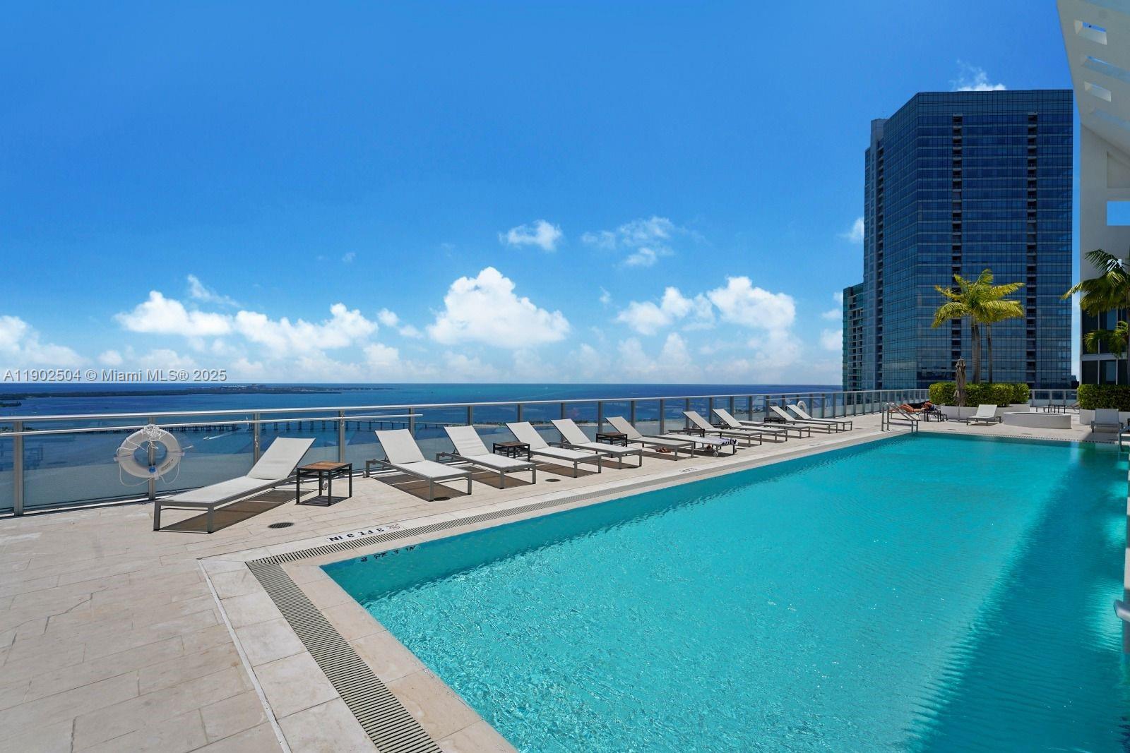 1300 Brickell Bay Dr #2901, Miami FL 33131