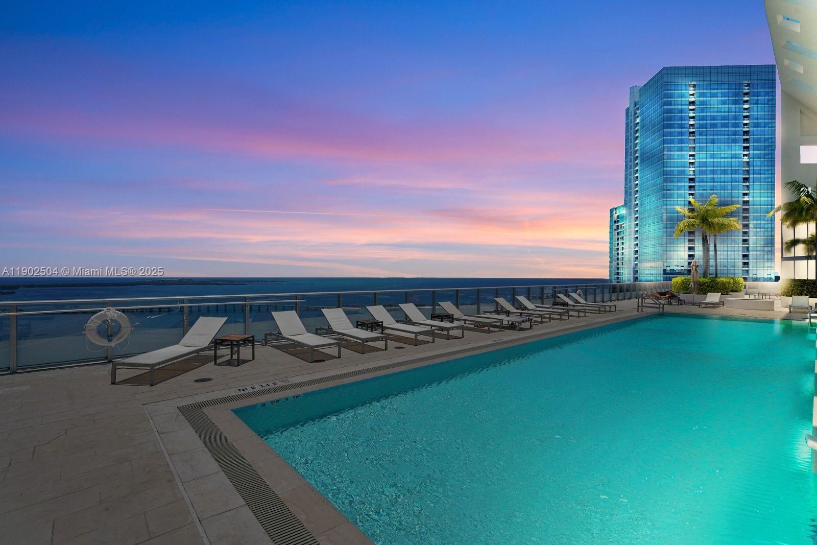 1300 Brickell Bay Dr #2901, Miami FL 33131