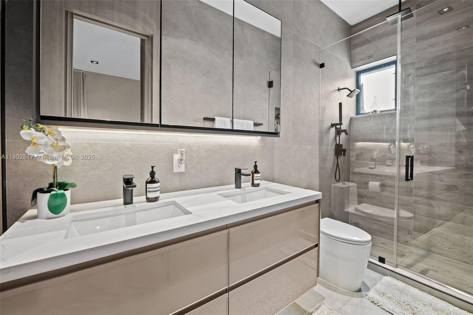 655 Layne Blvd #0, Hallandale Beach FL 33009