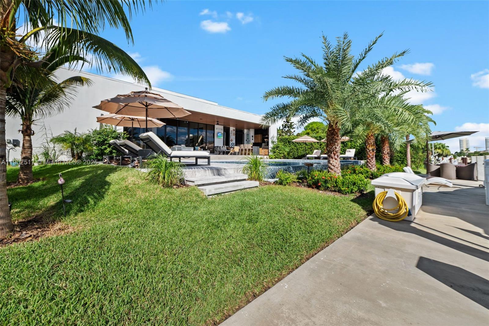 655 Layne Blvd #0, Hallandale Beach FL 33009