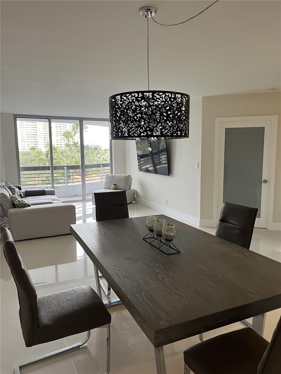 3600 Mystic Pointe Dr #509, Aventura FL 33180