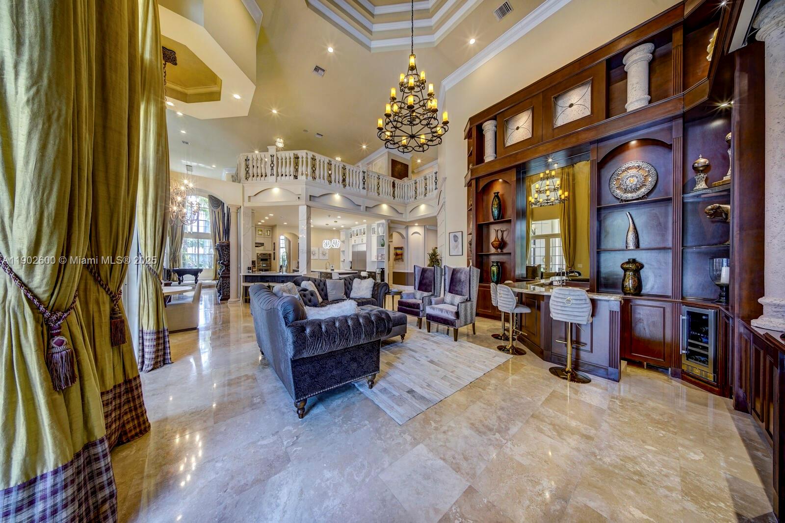 3828 Pine Lake Dr, Weston FL 33332