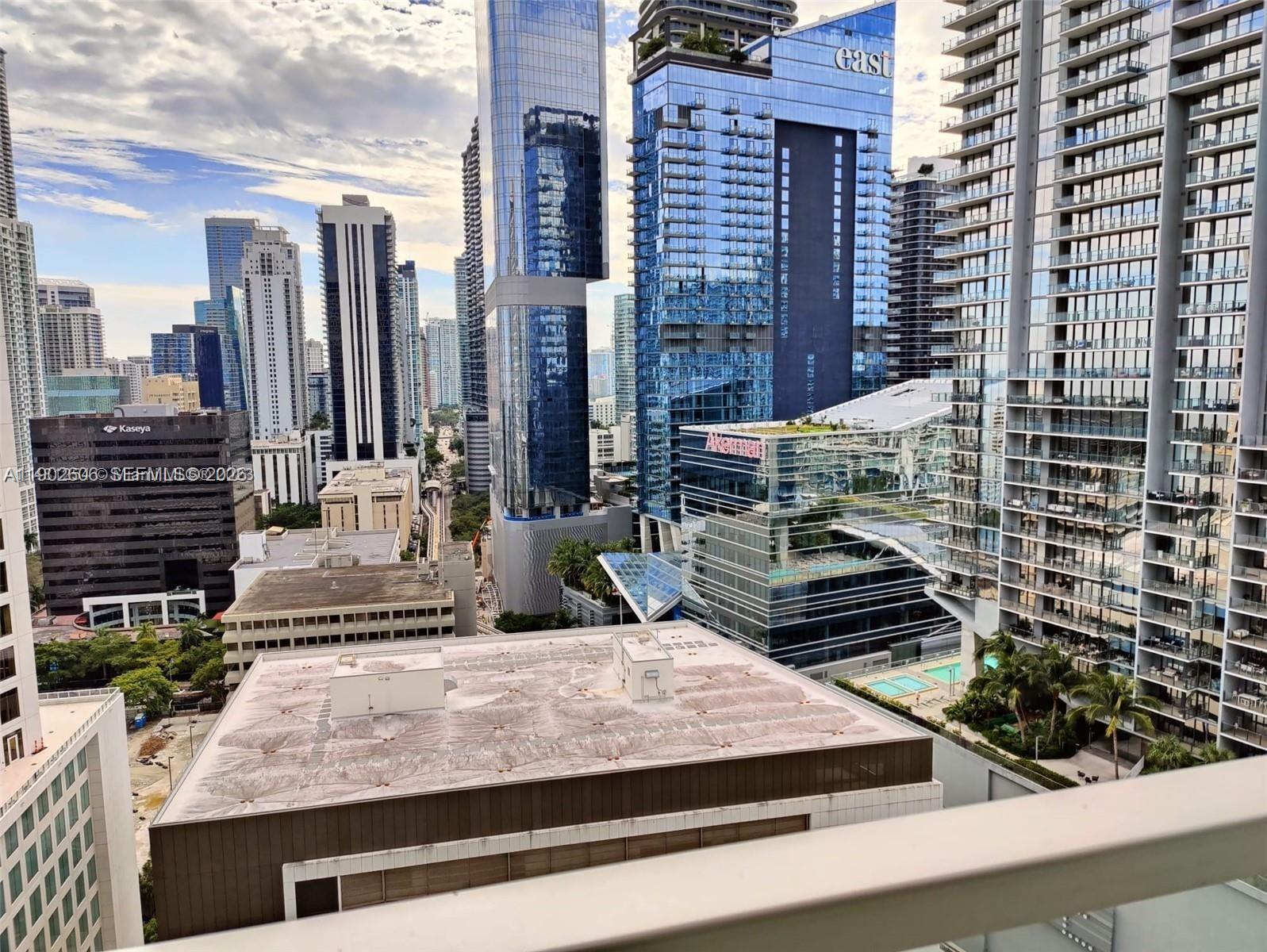 55 SE 6th St #2604, Miami FL 33131