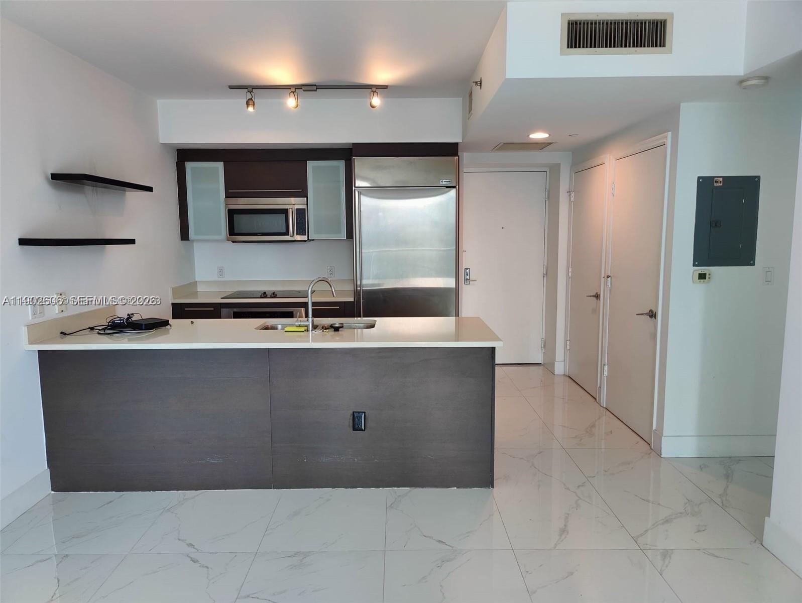 55 SE 6th St #2604, Miami FL 33131