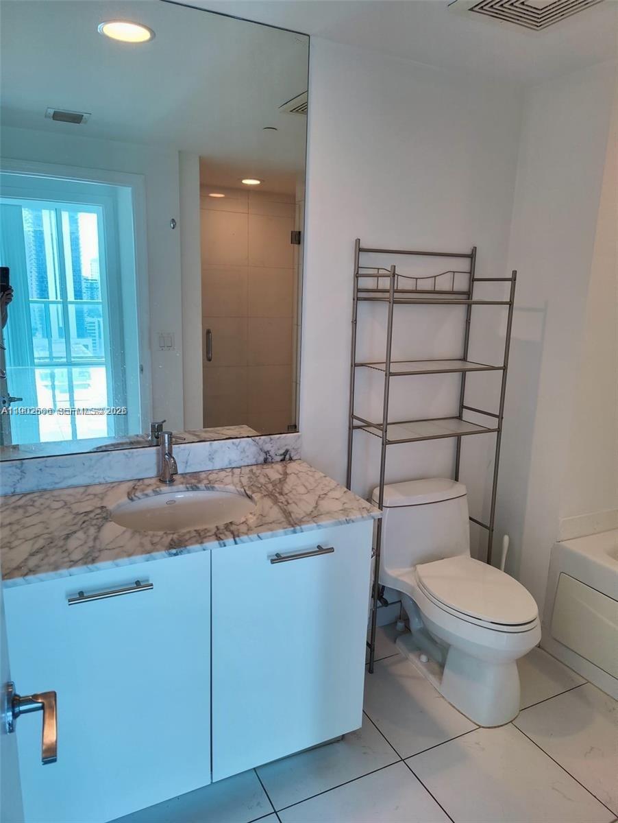 55 SE 6th St #2604, Miami FL 33131