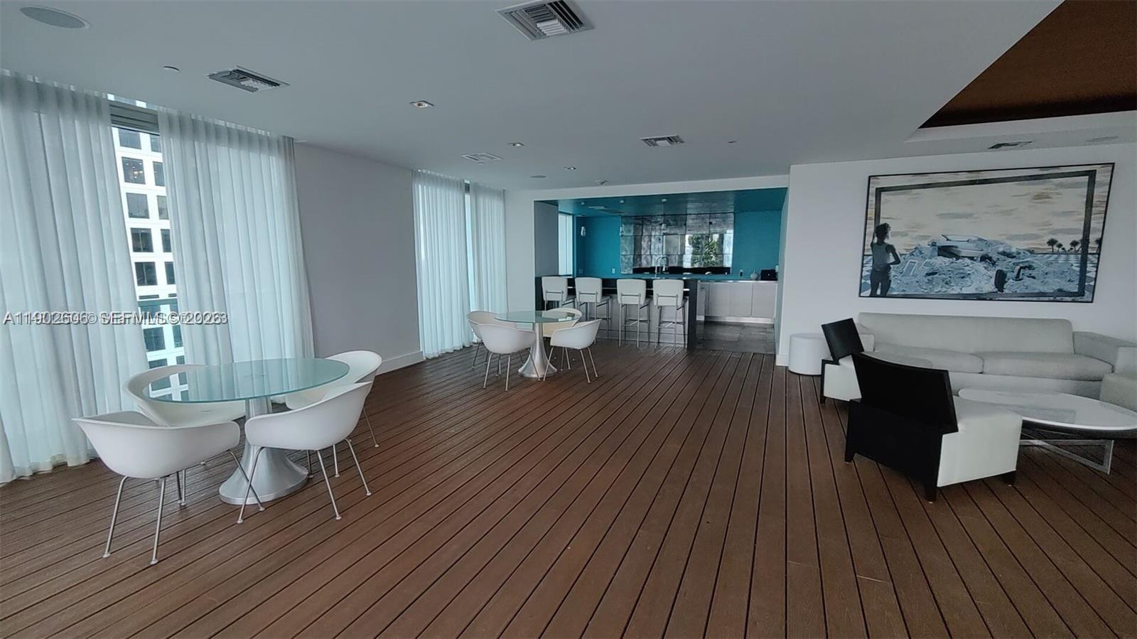 55 SE 6th St #2604, Miami FL 33131