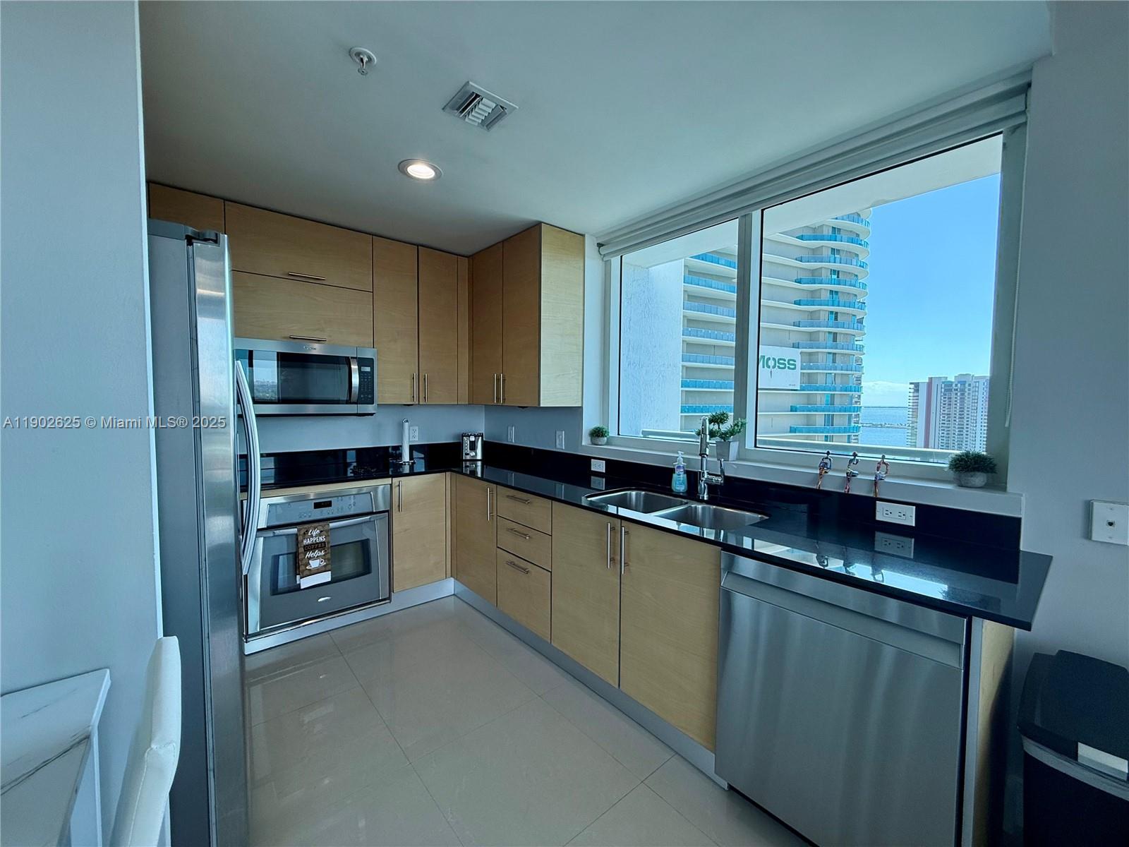 60 SW 13th St #2001, Miami FL 33130