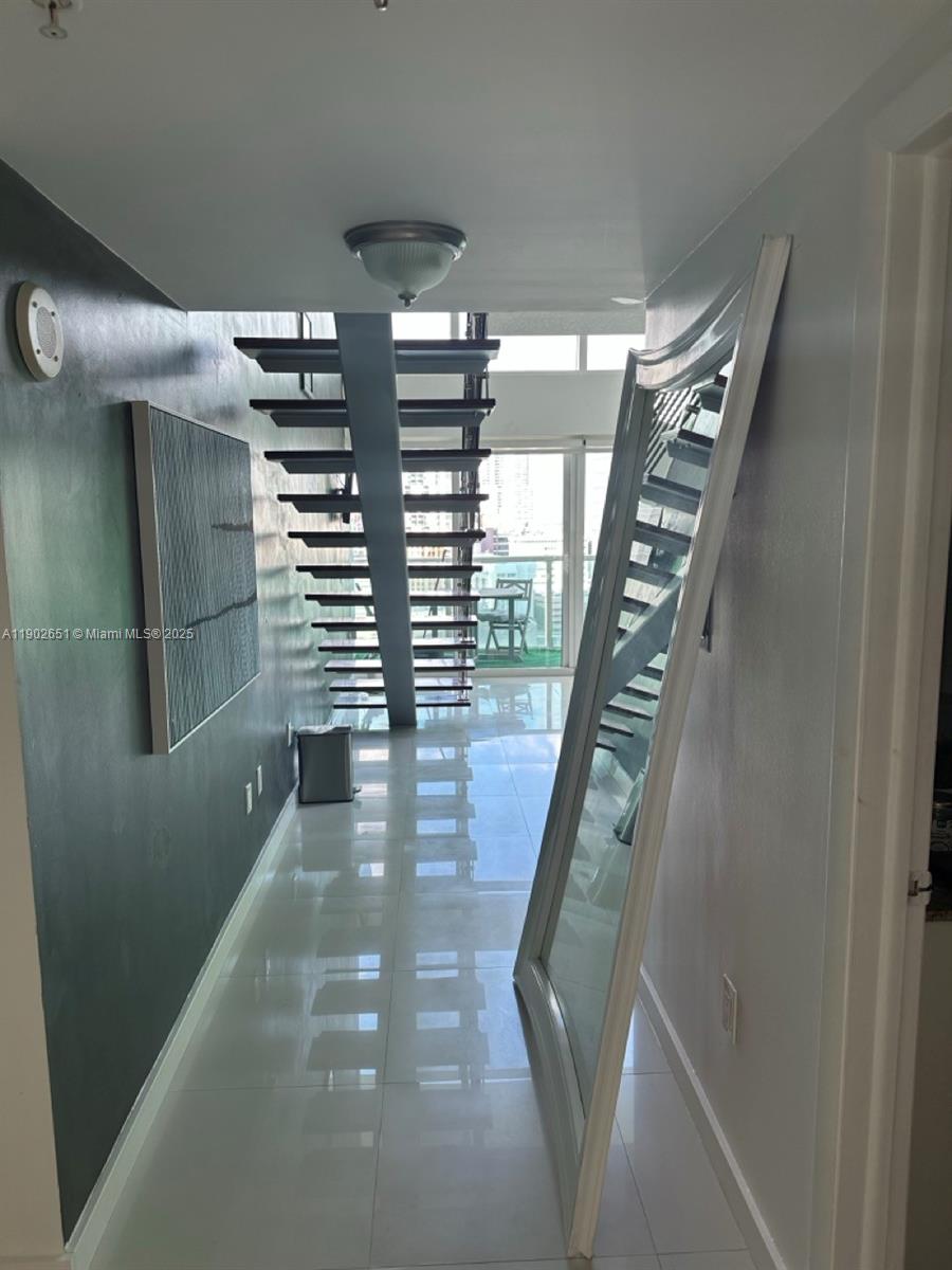 41 SE 5th St #1201, Miami FL 33131