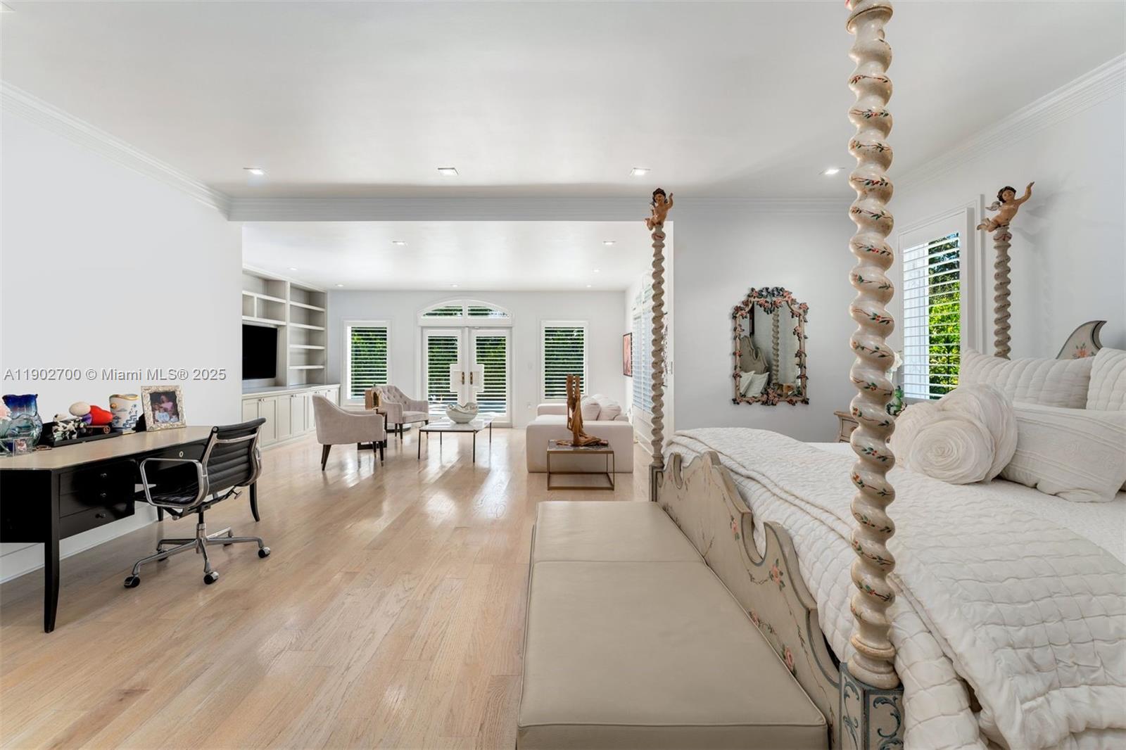 5770 SW 100th St, Pinecrest FL 33156