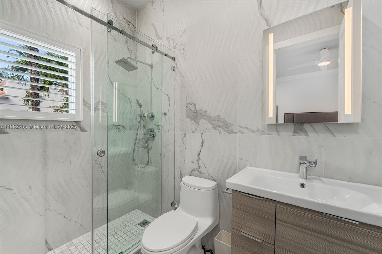 5770 SW 100th St, Pinecrest FL 33156