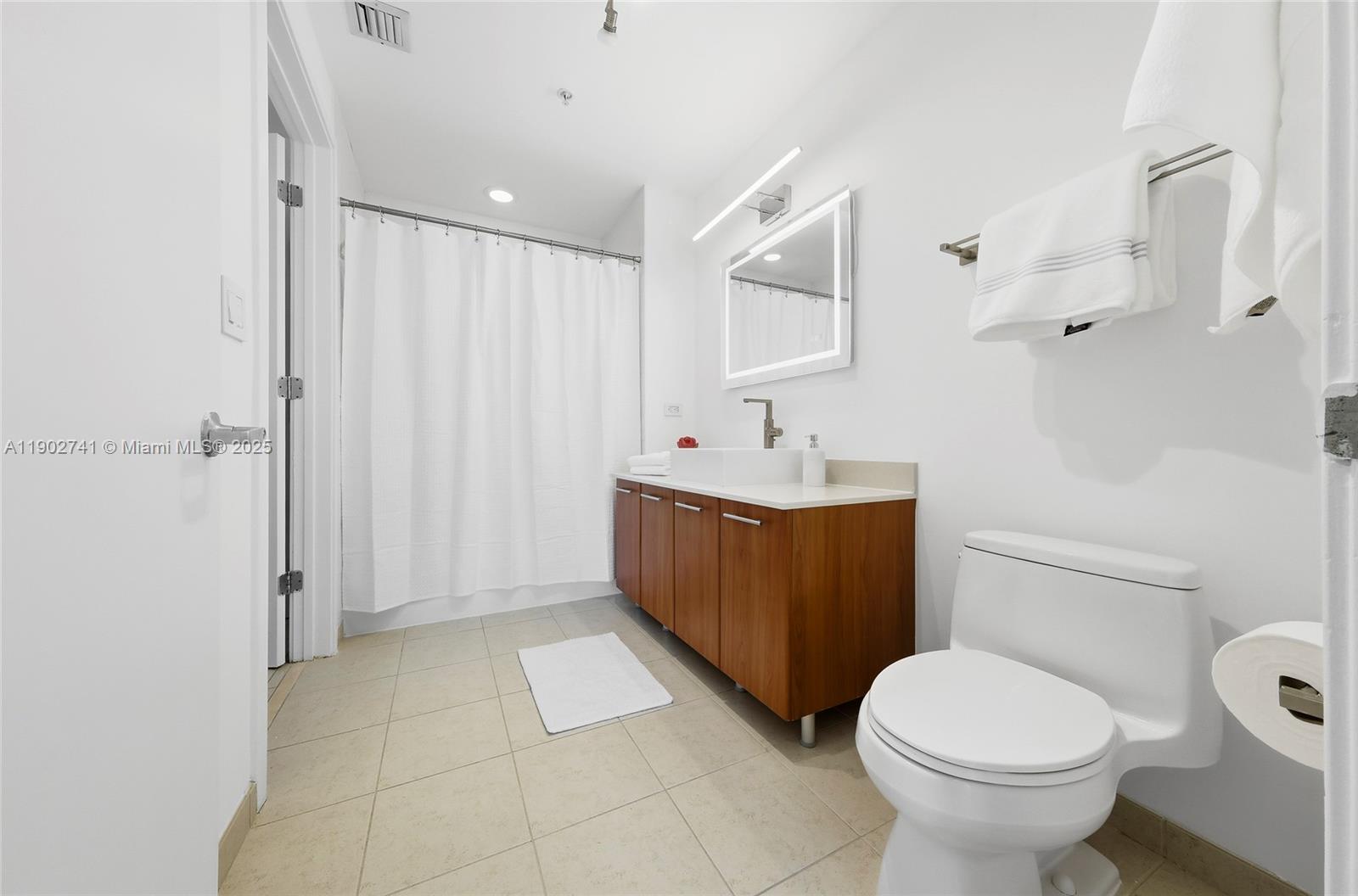 3301 NE 1st Ave #H2804, Miami FL 33137