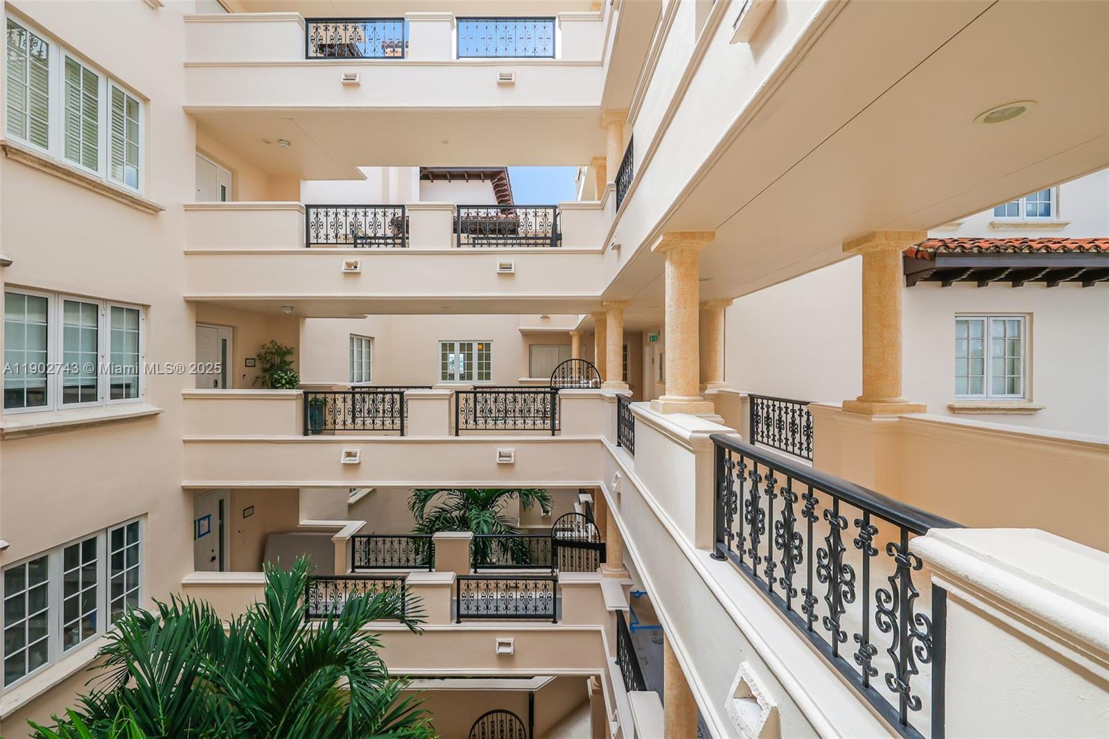 19236 Fisher Island Dr #19236, Miami Beach FL 33109