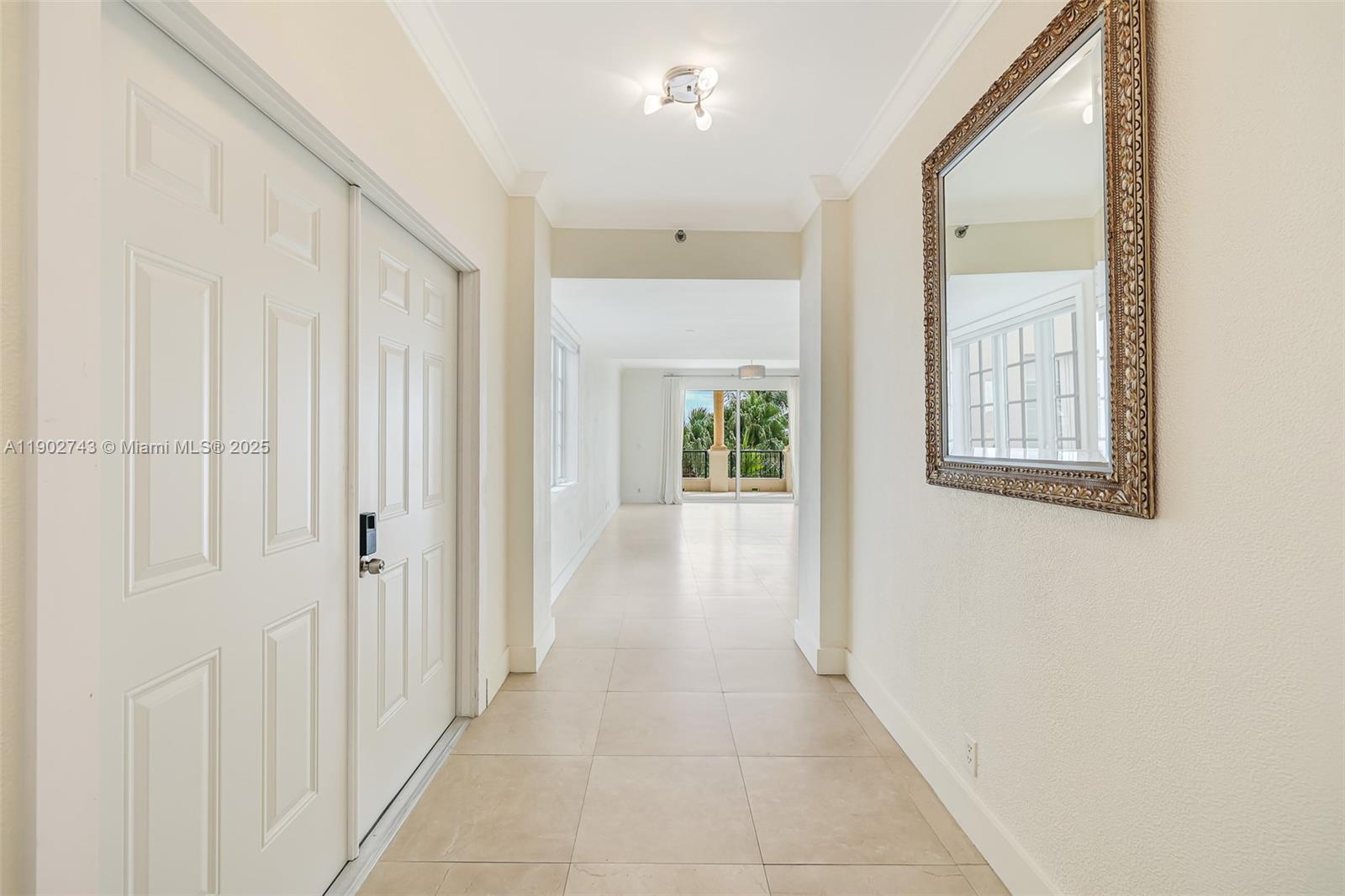 19236 Fisher Island Dr #19236, Miami Beach FL 33109