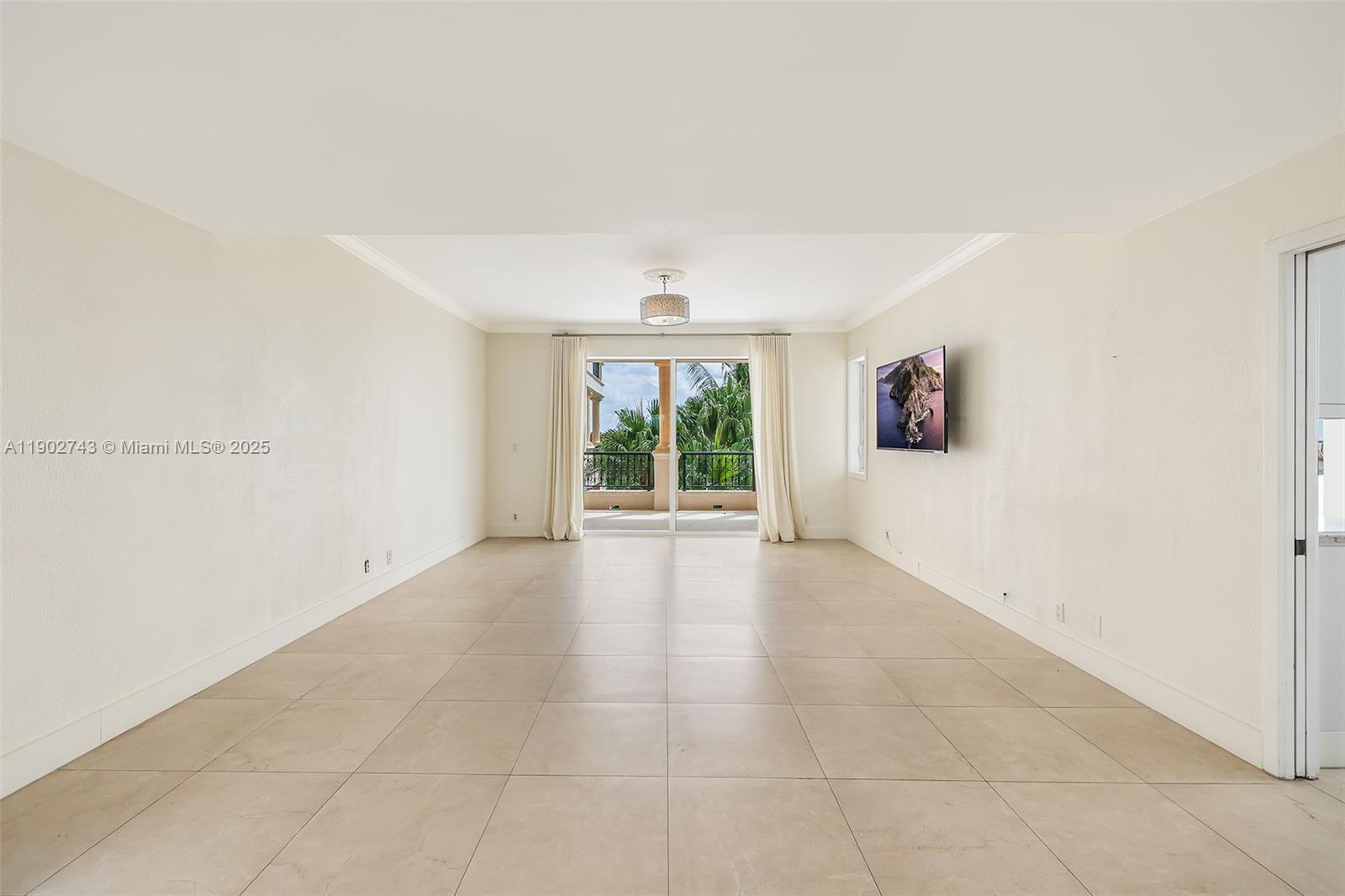 19236 Fisher Island Dr #19236, Miami Beach FL 33109