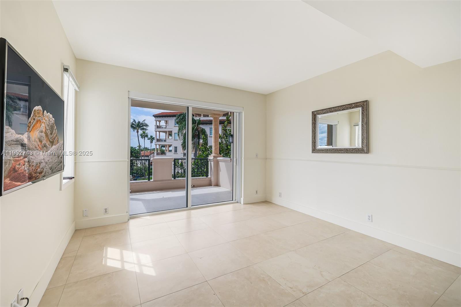 19236 Fisher Island Dr #19236, Miami Beach FL 33109